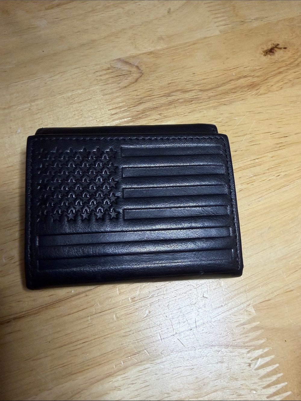 Stone Mountain Accessories Black Embossed American Flag Leather Wallet